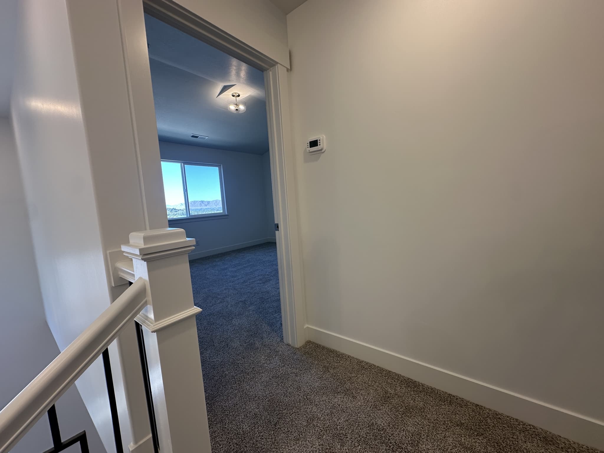 Mapleton Townhome: 5228 S Acacia Dr