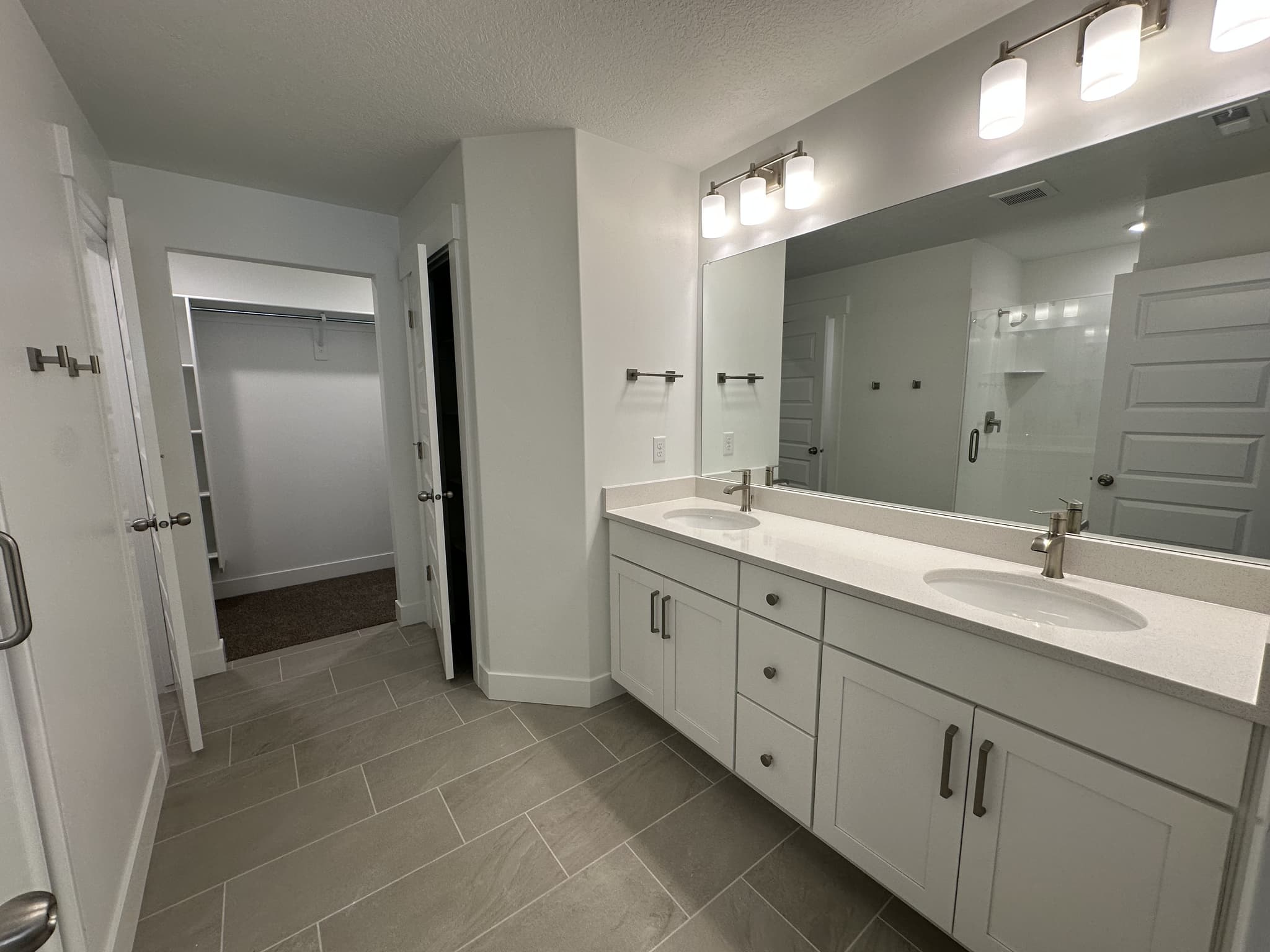 Mapleton Condo: 5339 S Acacia Dr