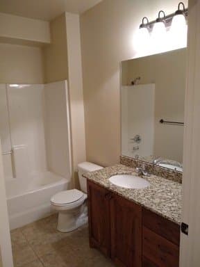 Lehi Condo: 28 S Willow Circle Loop