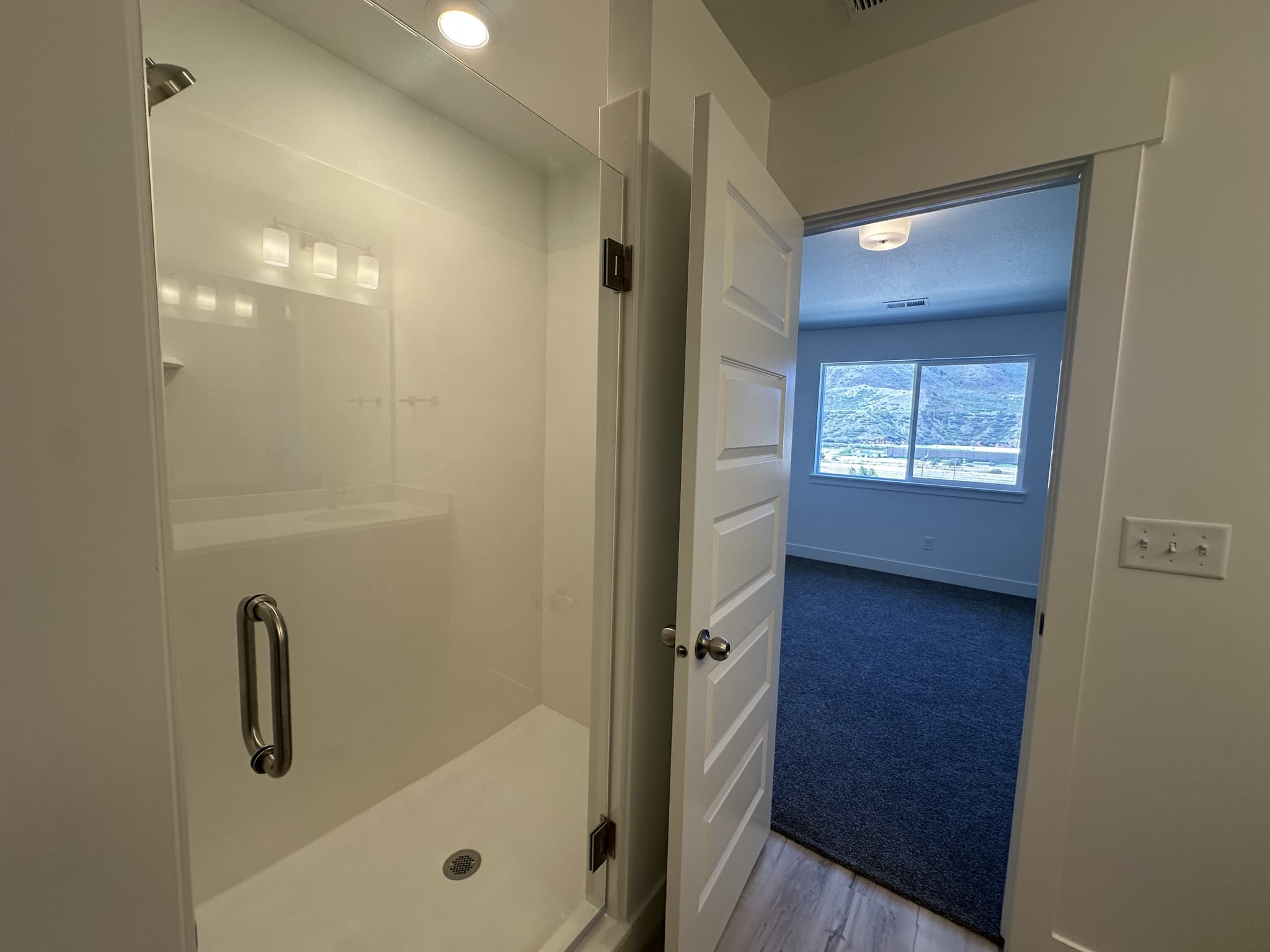 Mapleton Townhome: 5280 S Acacia Dr
