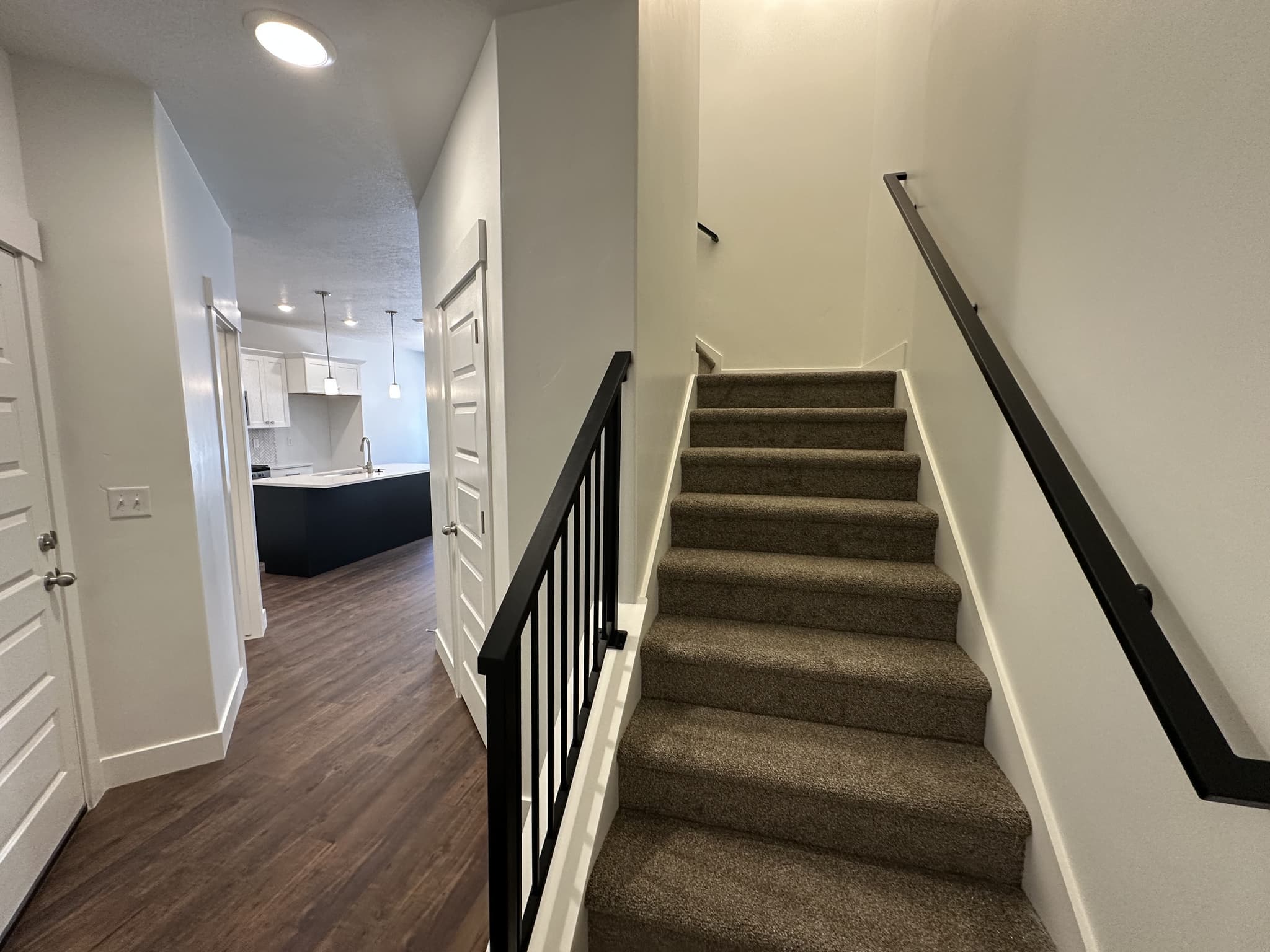 Mapleton Condo: 5339 S Acacia Dr