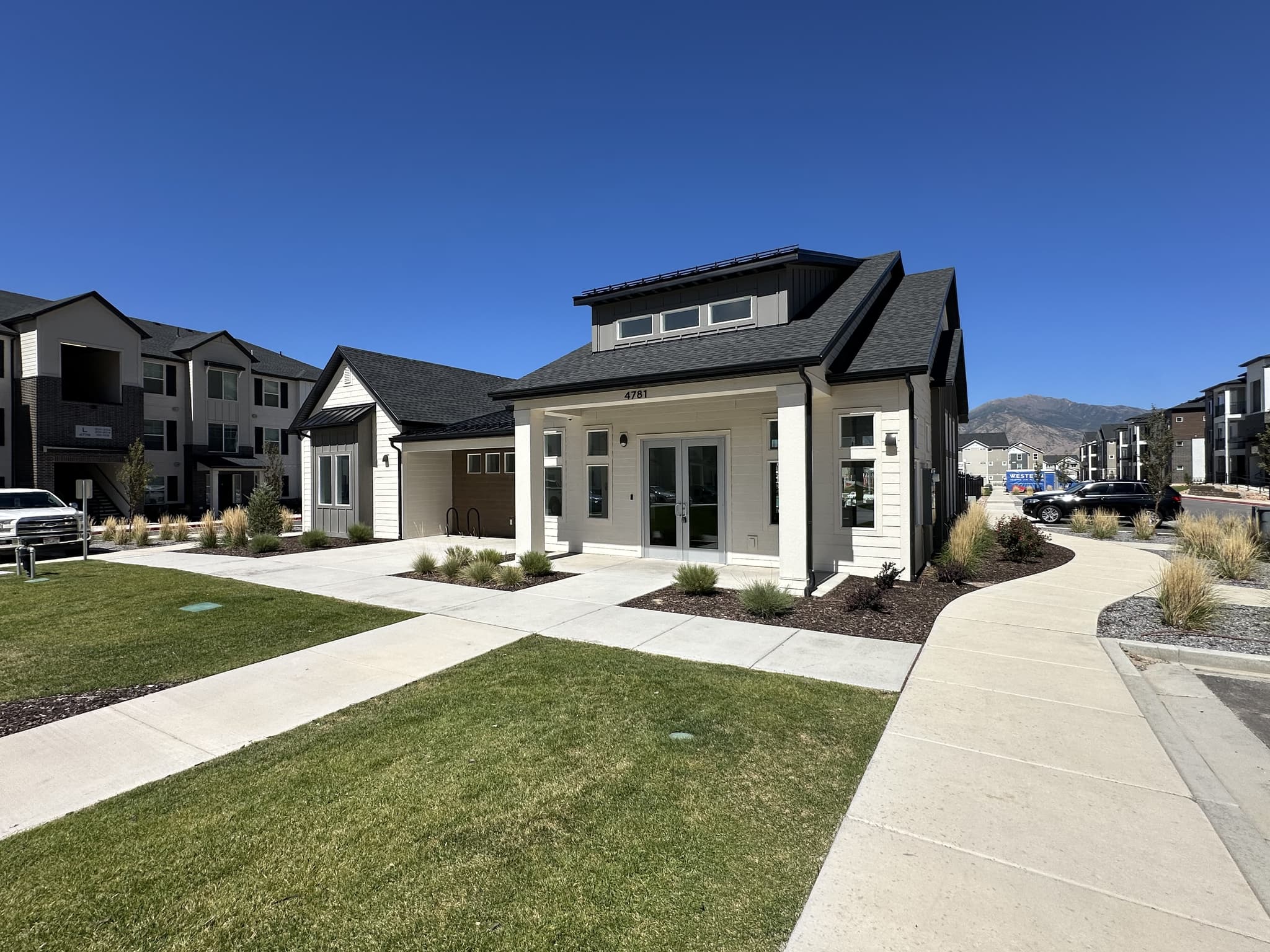 Mapleton Condo: 5339 S Acacia Dr