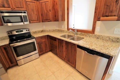 Lehi Condo: 28 S Willow Circle Loop