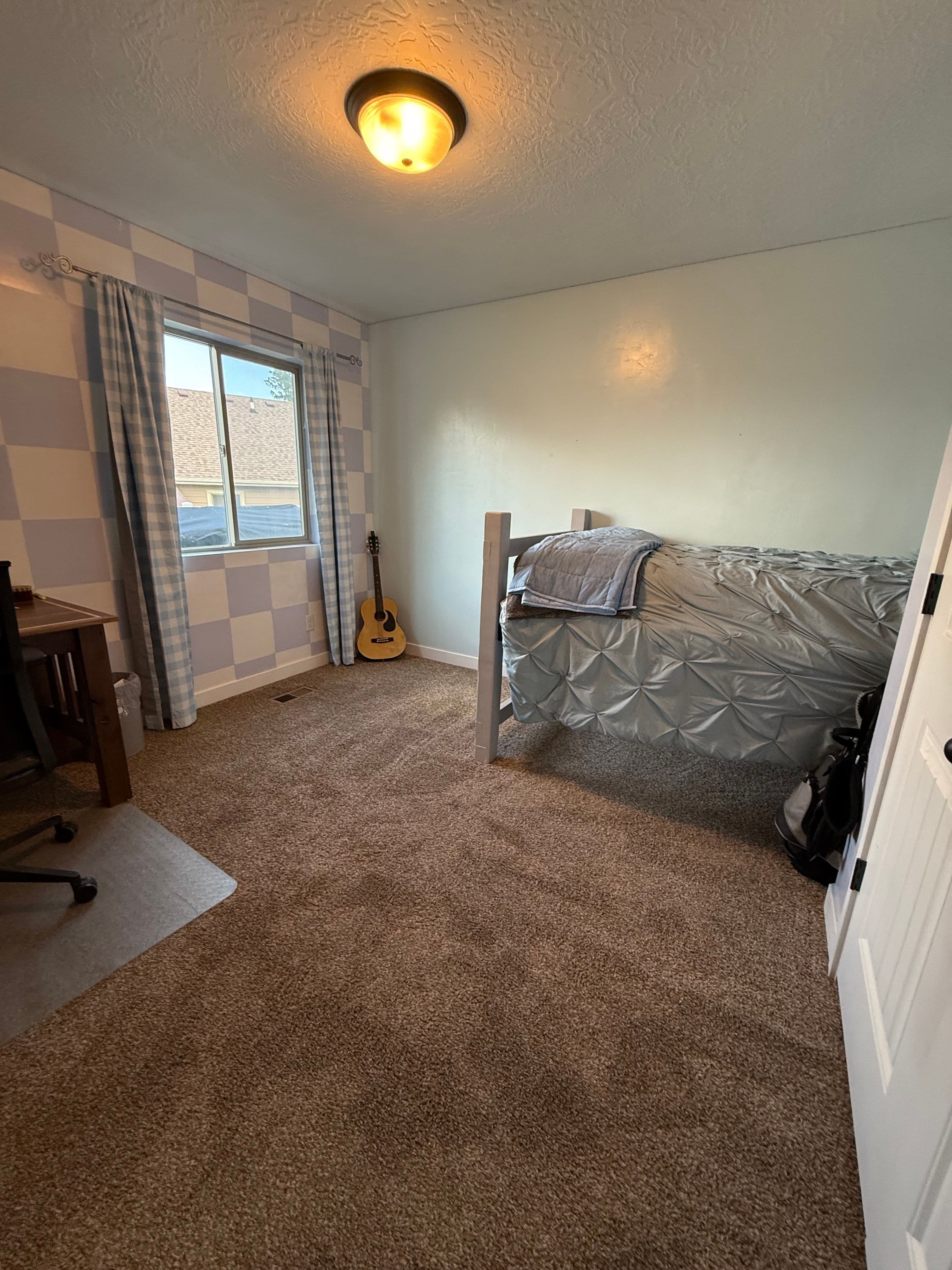 Payson House: 468 N Cowan Cir