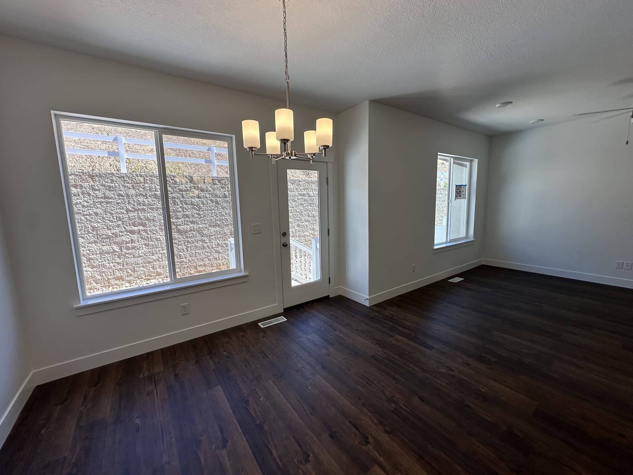 Mapleton Condo: 5339 S Acacia Dr