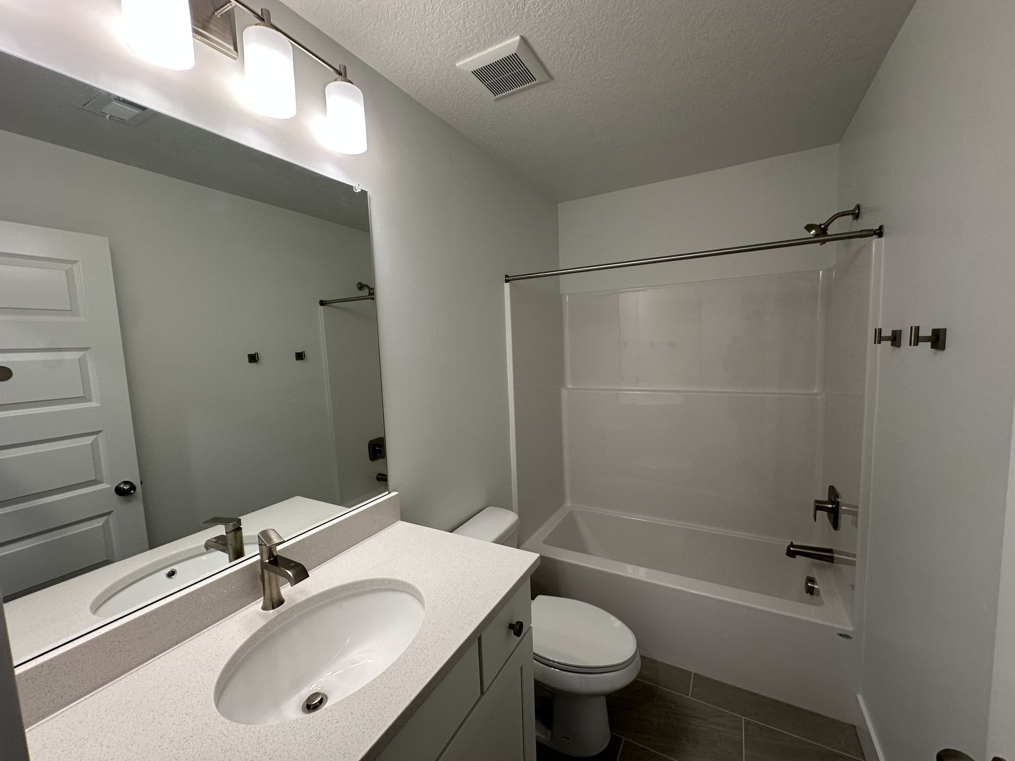 Mapleton Condo: 5339 S Acacia Dr