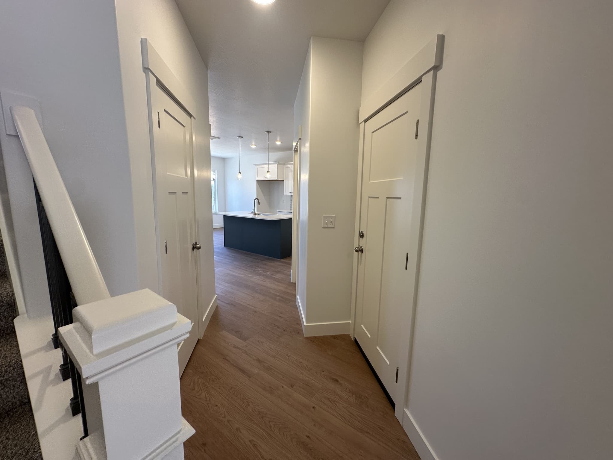 Mapleton Townhome: 5228 S Acacia Dr
