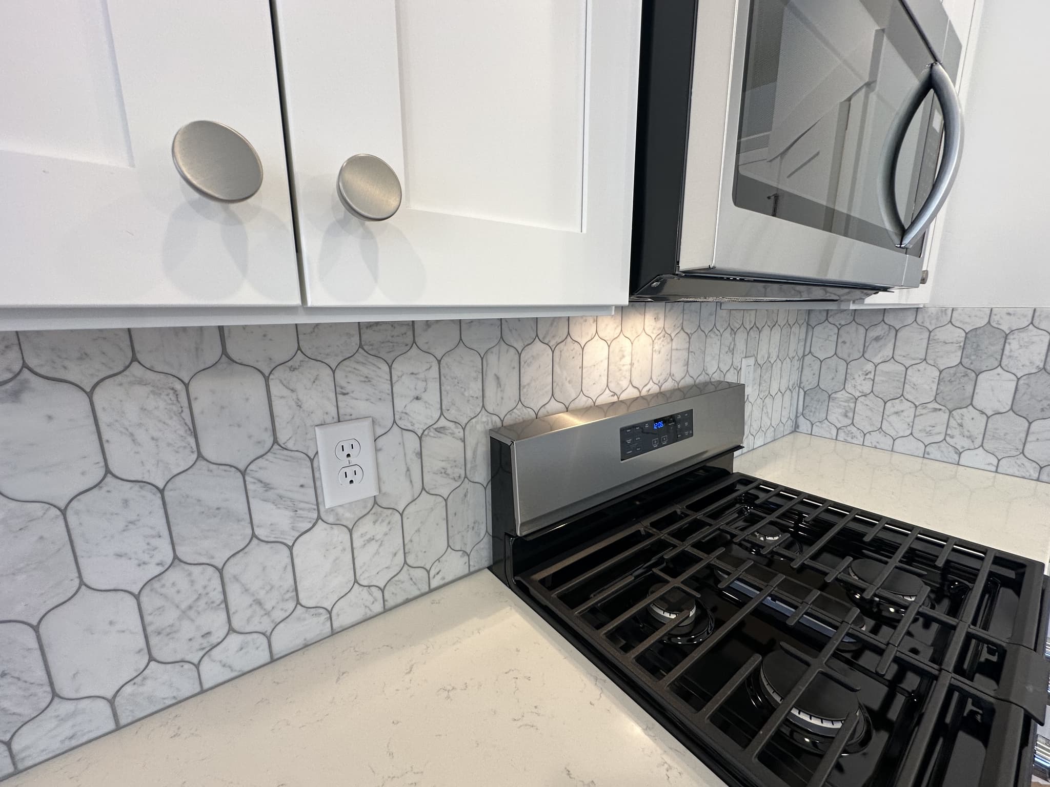 Mapleton Townhome: 5228 S Acacia Dr