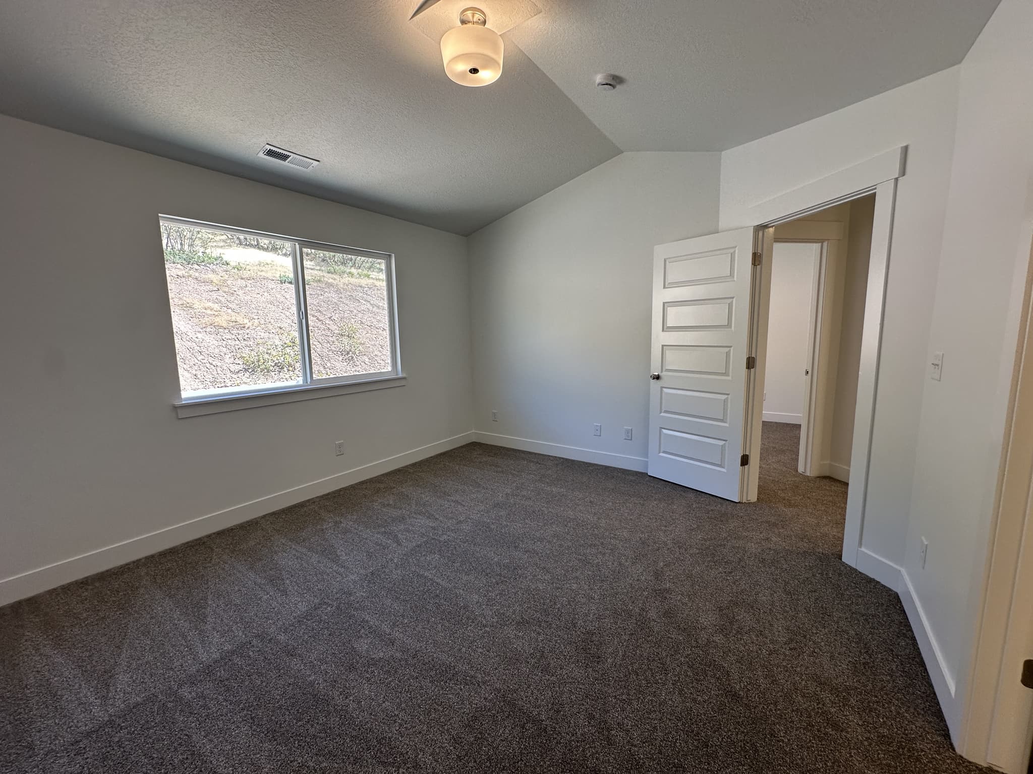 Mapleton Condo: 5339 S Acacia Dr