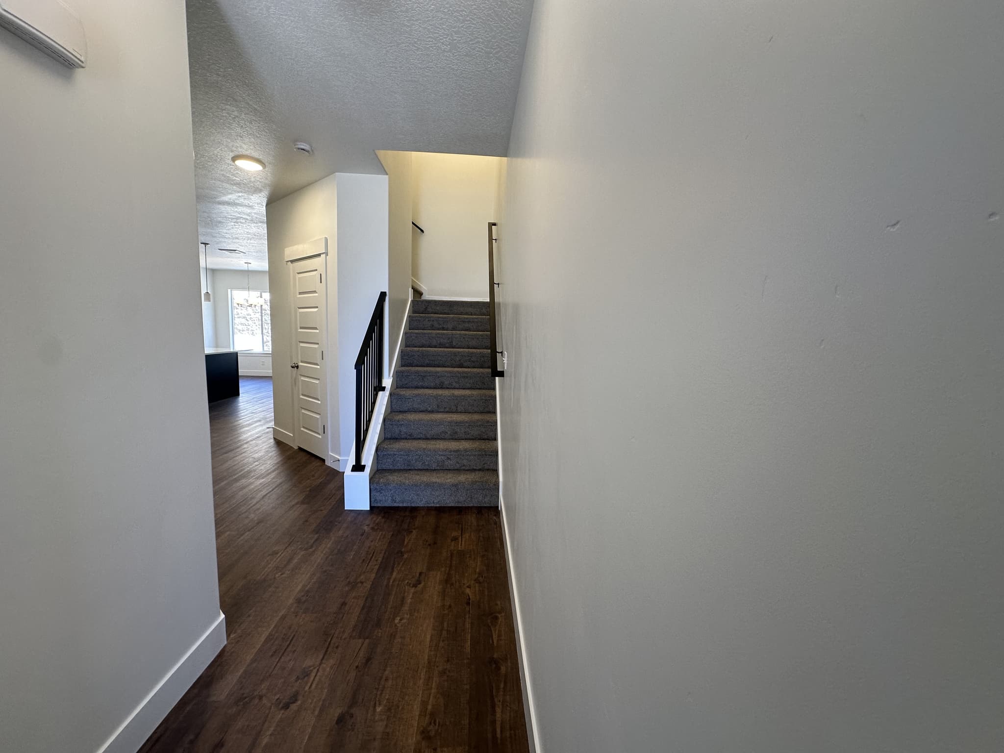 Mapleton Condo: 5339 S Acacia Dr