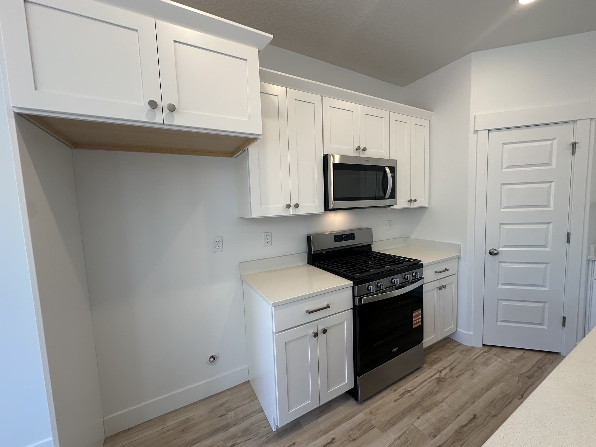 Mapleton Townhome: 5280 S Acacia Dr