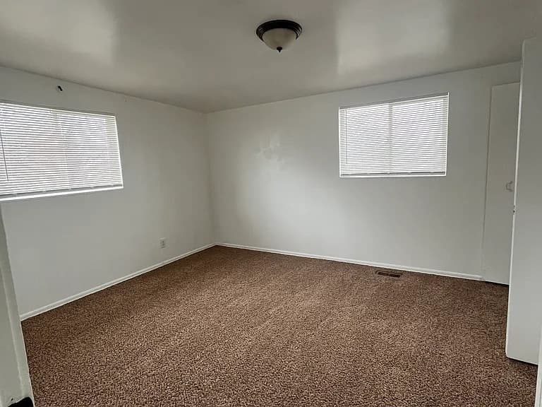 West Valley City Apartment: 1925 W 3300 S