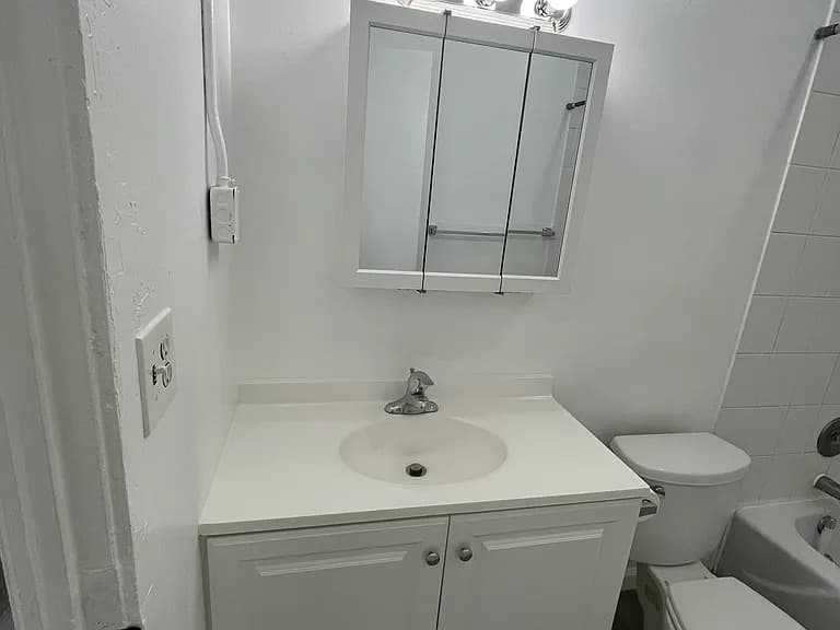West Valley City Apartment: 1925 W 3300 S