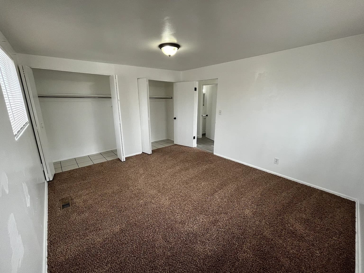 West Valley City Apartment: 1925 W 3300 S
