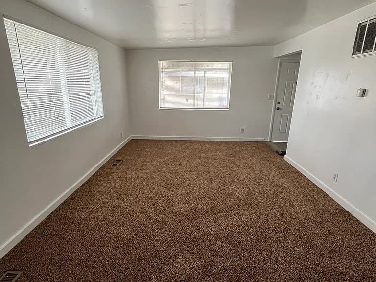 West Valley City Apartment: 1925 W 3300 S