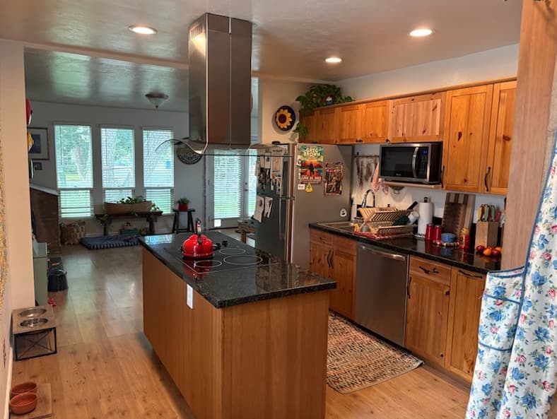 American Fork House: 30 E 300 N