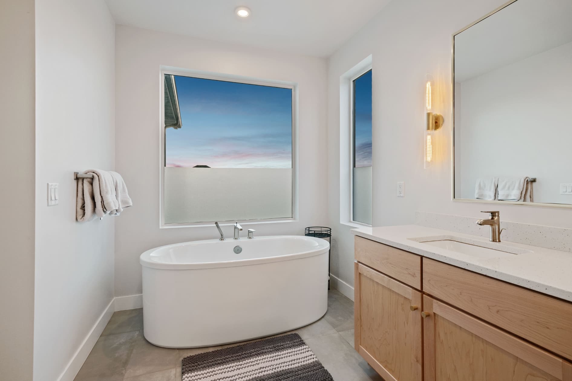 Salt Lake City House: 7862 S Danish Pine Ln