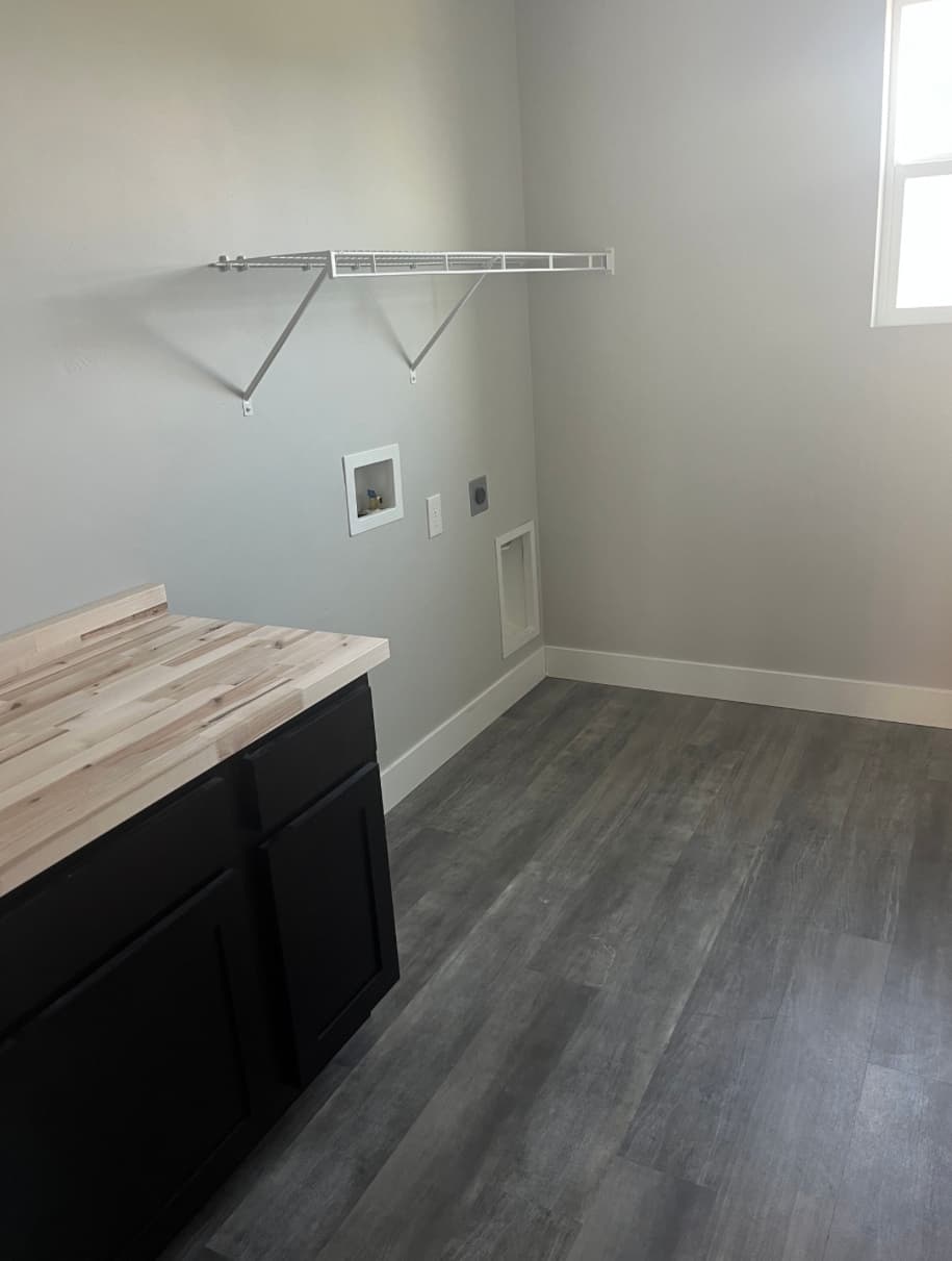 Eagle Mountain House: 4684 N Grandview Peak Dr