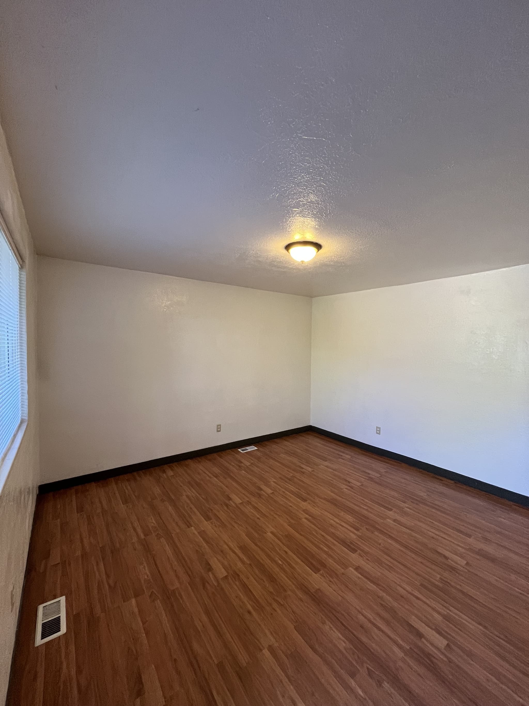 Springville Multiplex: 388 E 300 N