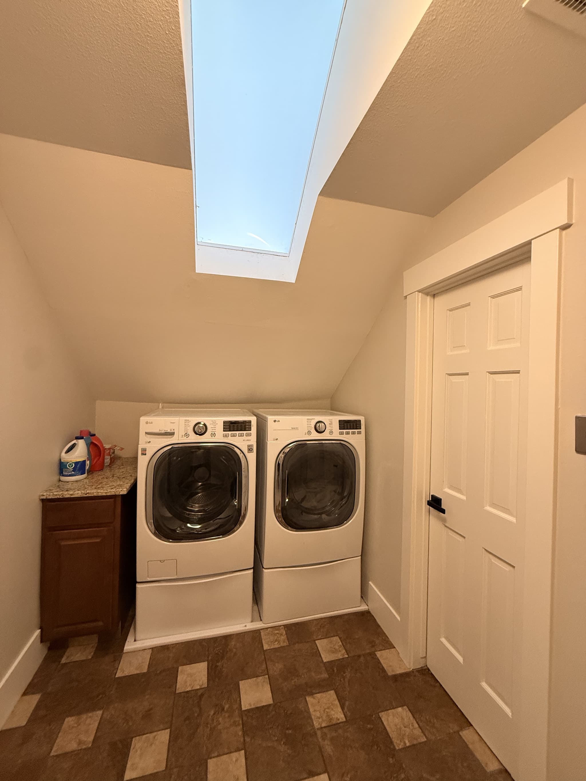 Provo House: 4023 Quail Ridge Dr