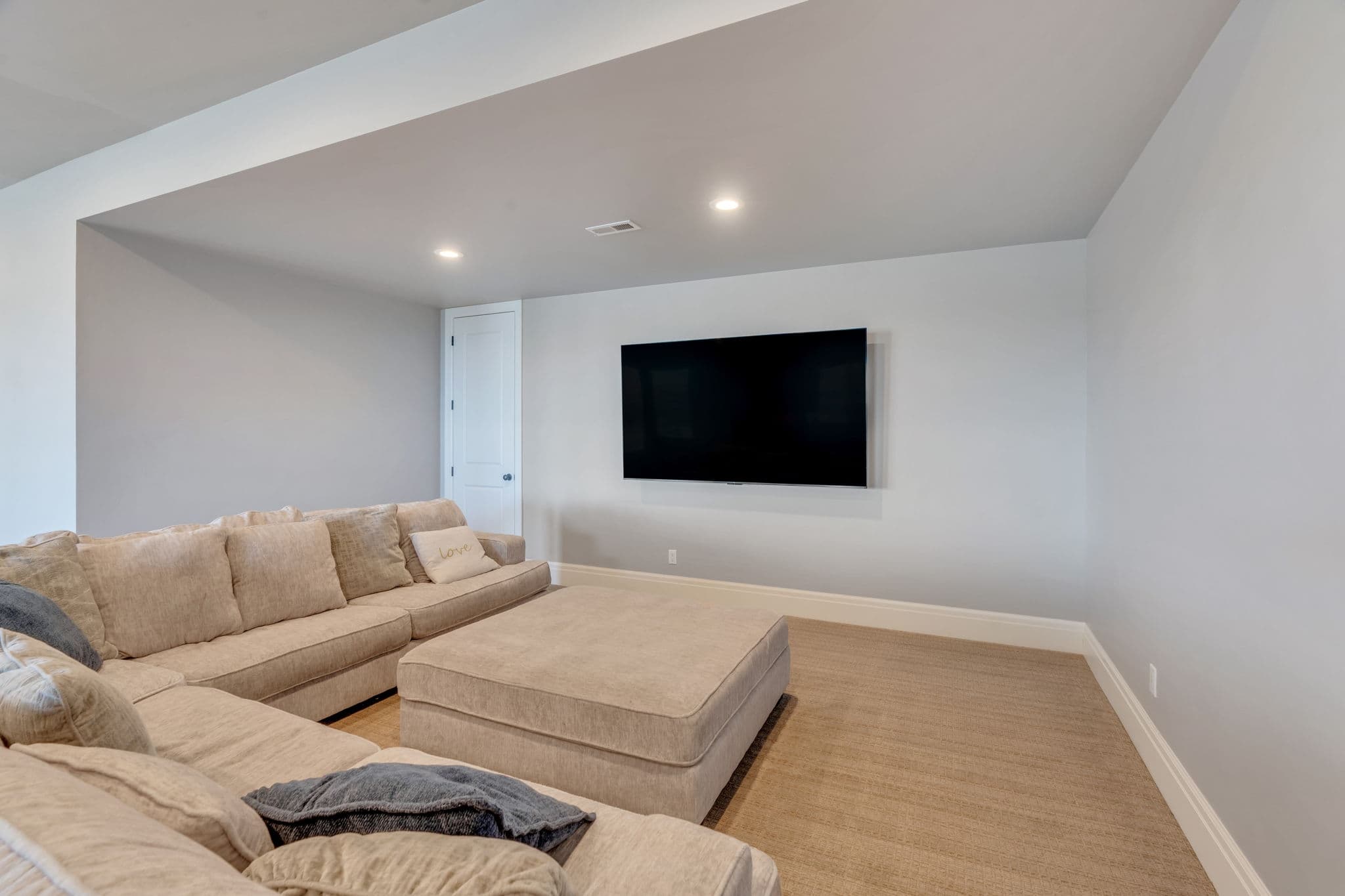 Eagle Mountain House: 2872 E Sorrel Dr