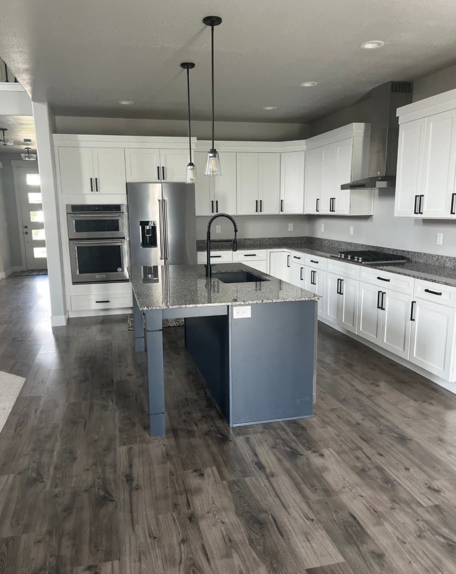 Eagle Mountain House: 4684 N Grandview Peak Dr