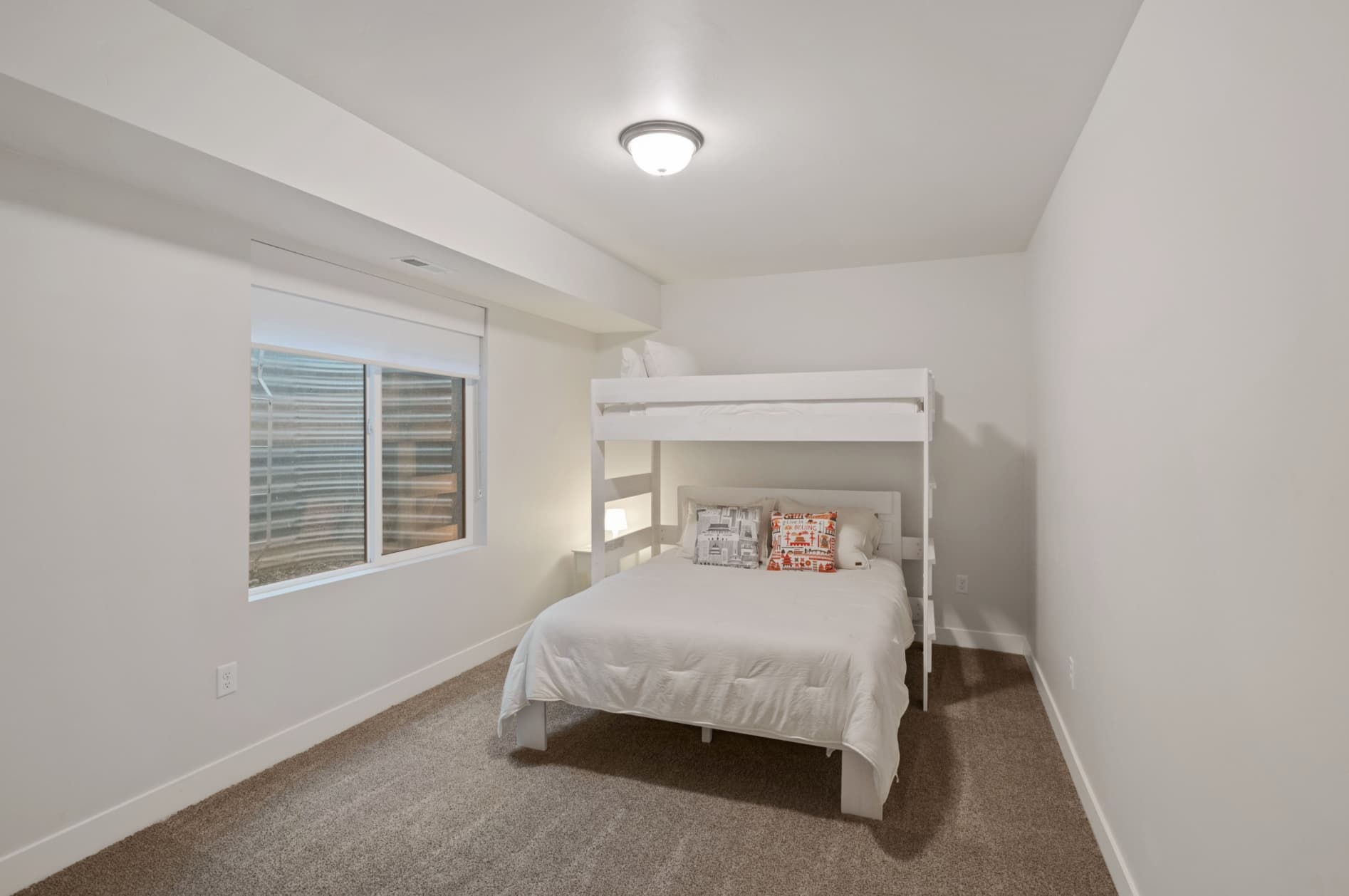 Salt Lake City House: 7862 S Danish Pine Ln