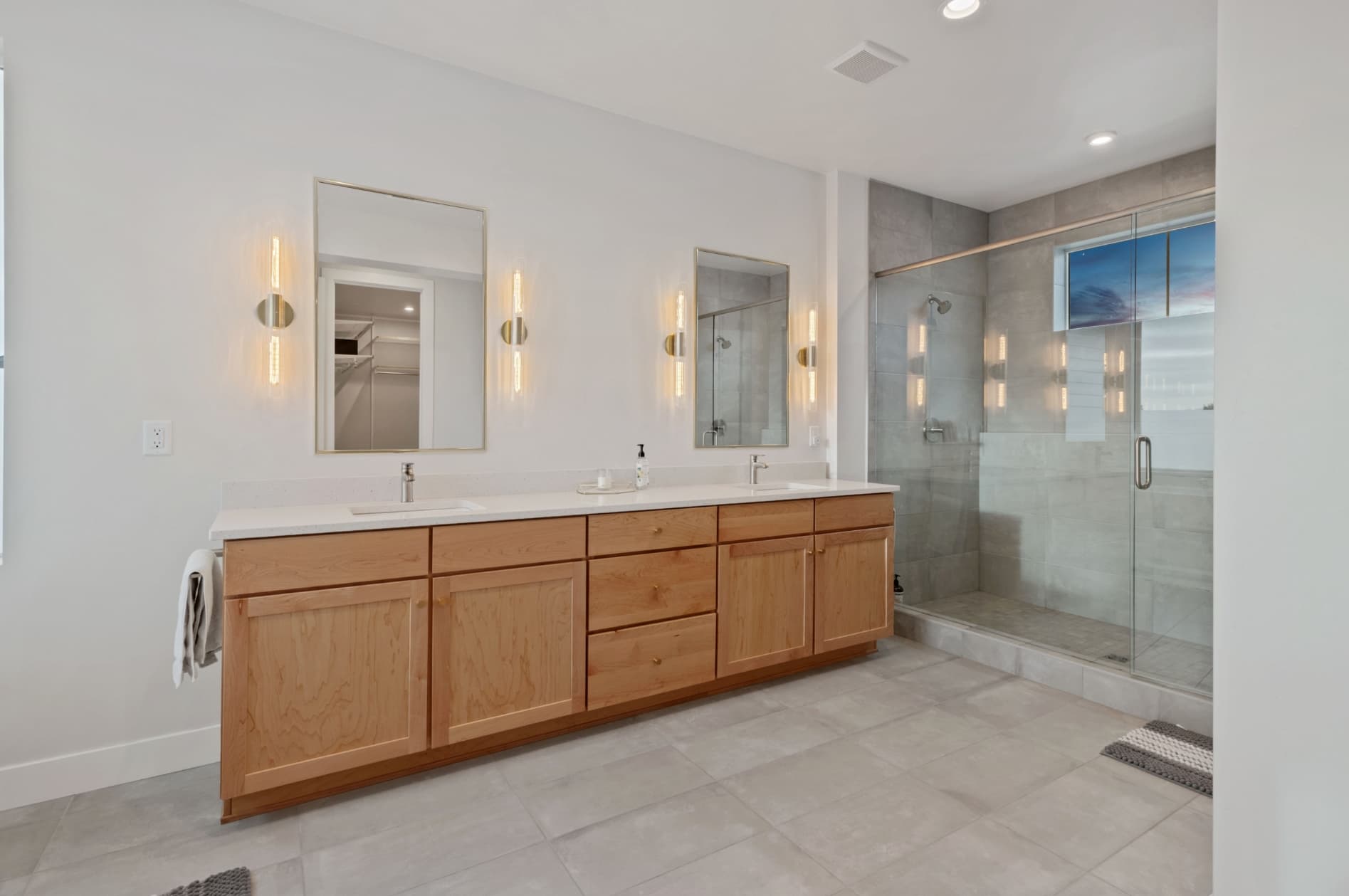 Salt Lake City House: 7862 S Danish Pine Ln