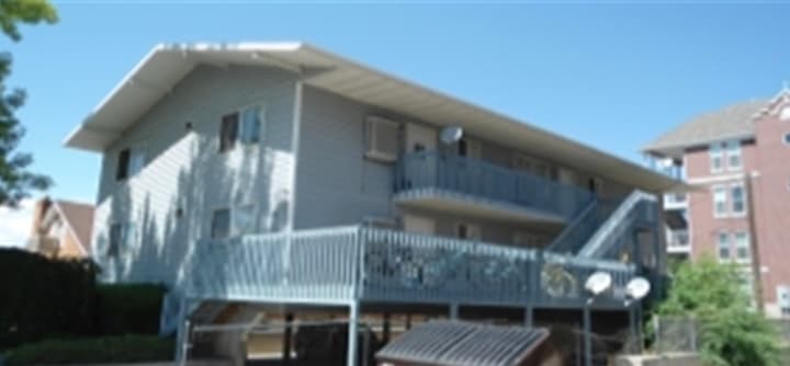 Provo Apartment: 25 E 600 N