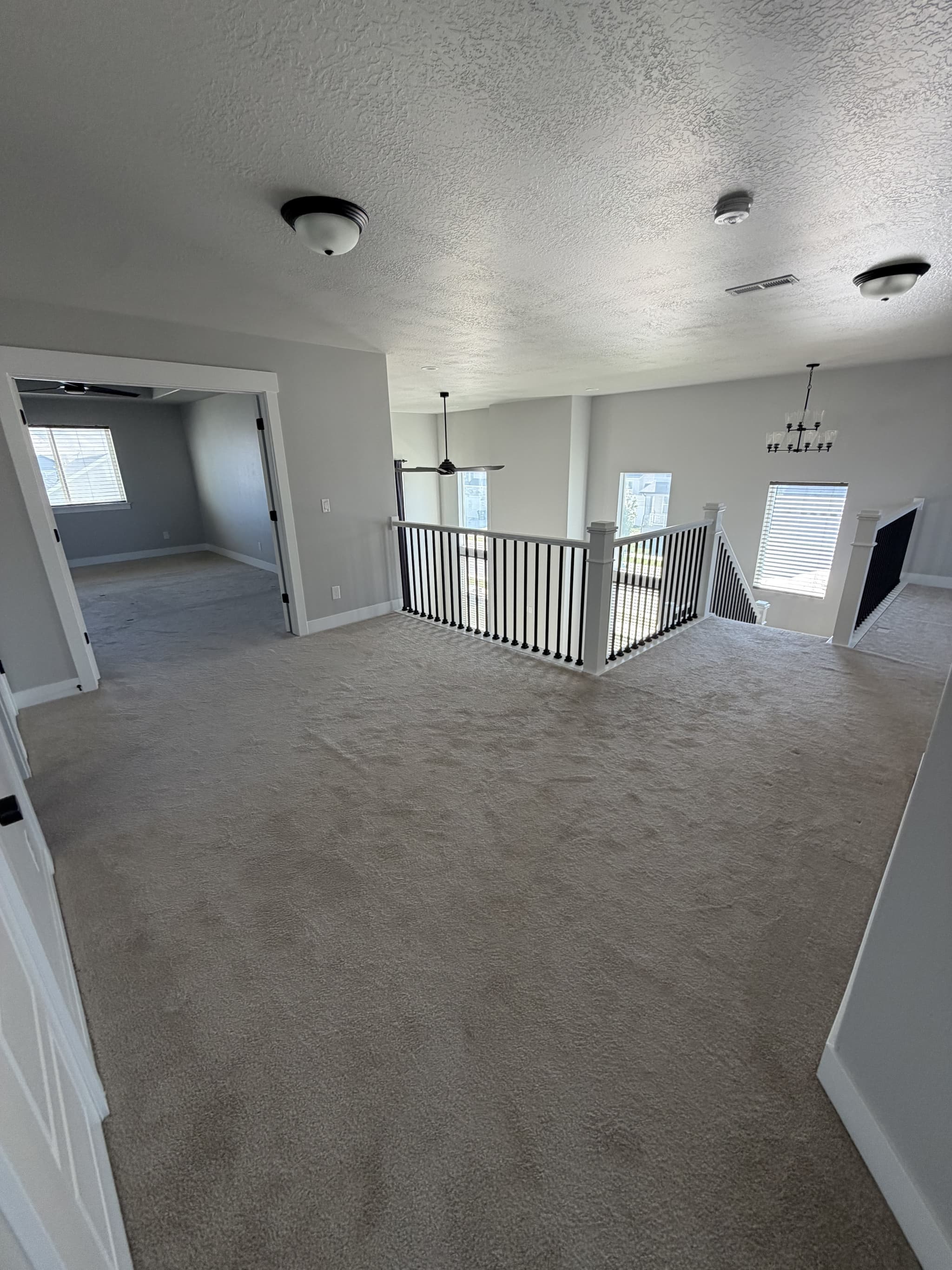 Eagle Mountain House: 4684 N Grandview Peak Dr