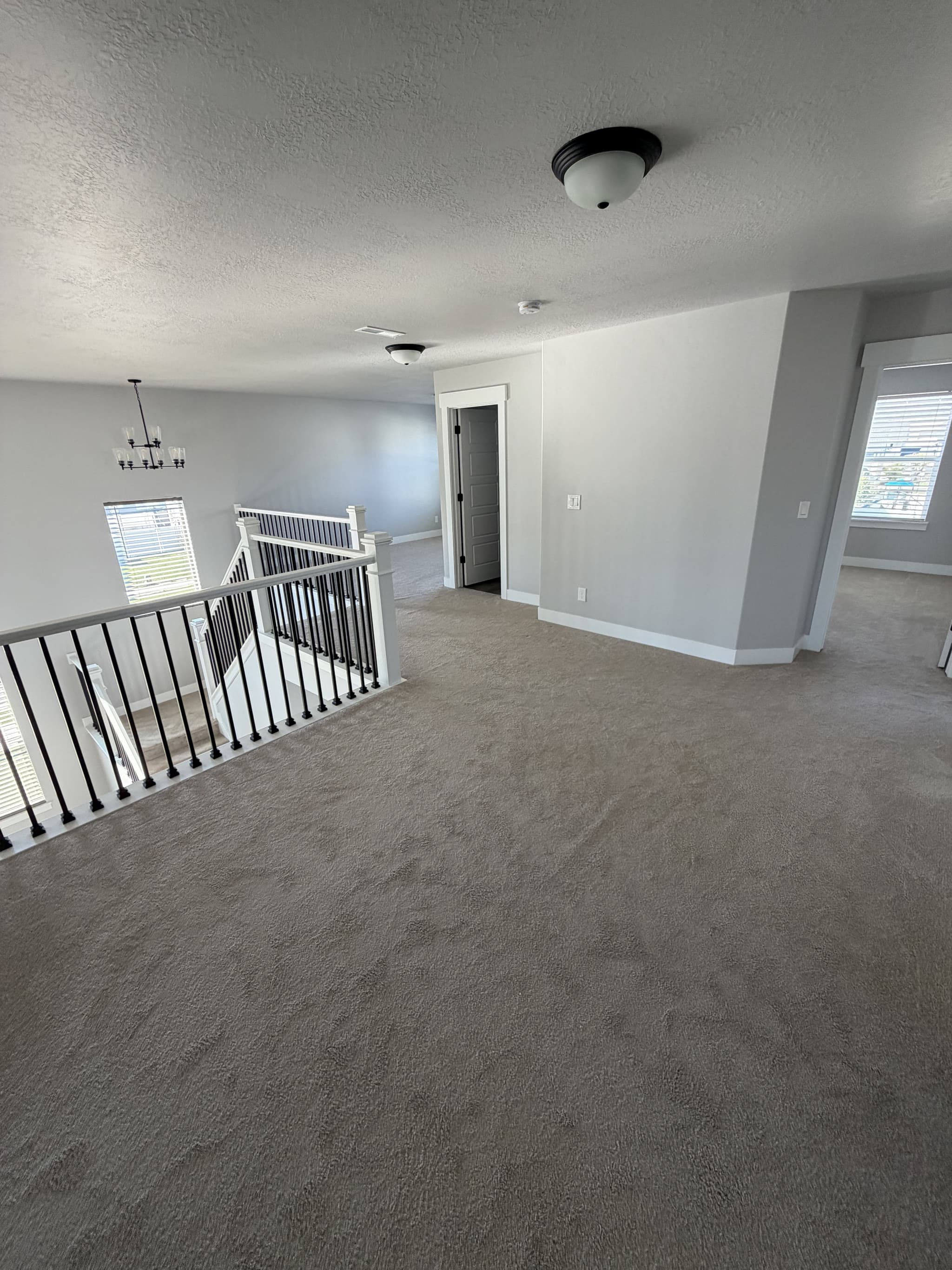 Eagle Mountain House: 4684 N Grandview Peak Dr
