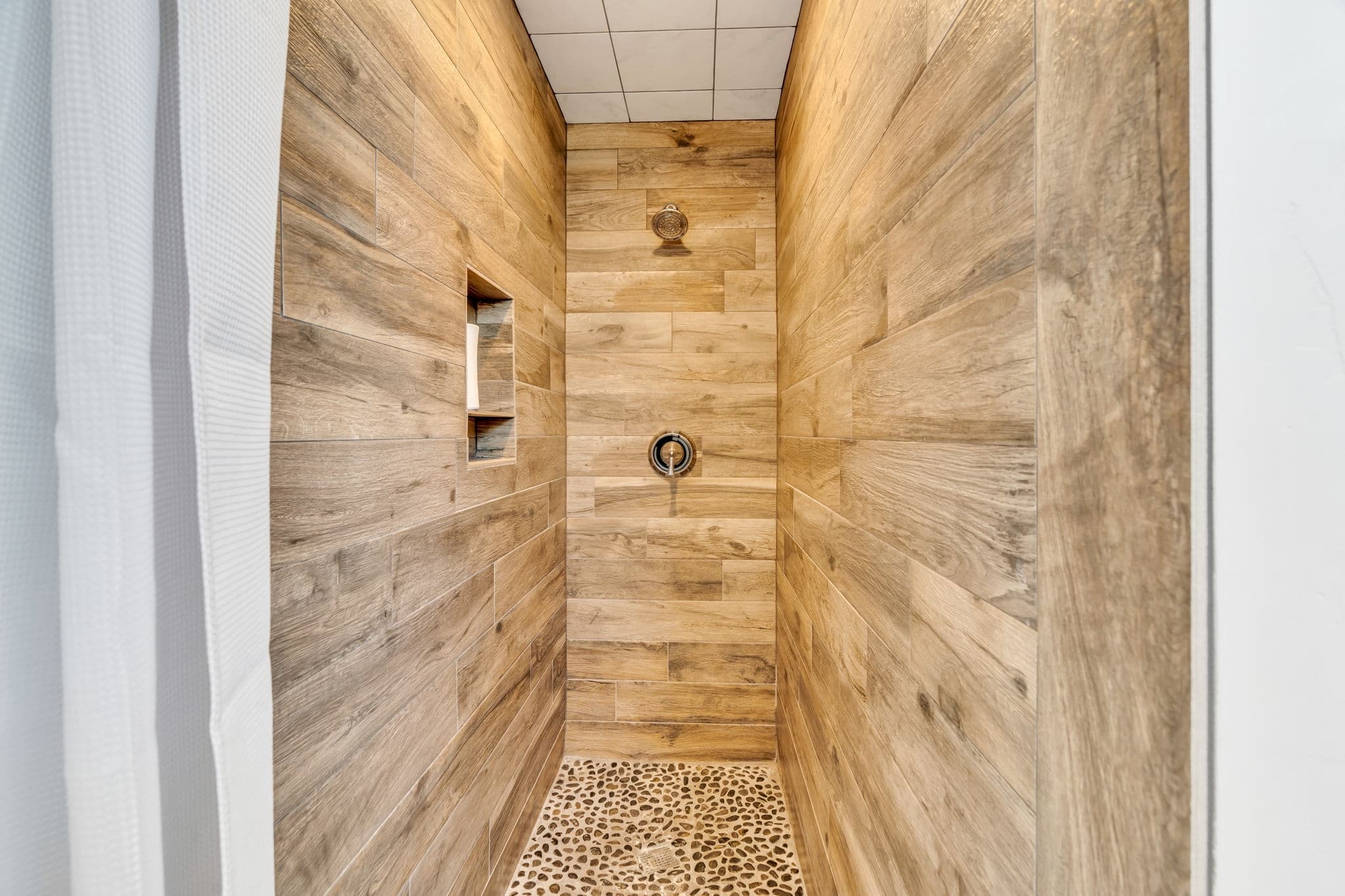 Eagle Mountain House: 2872 E Sorrel Dr