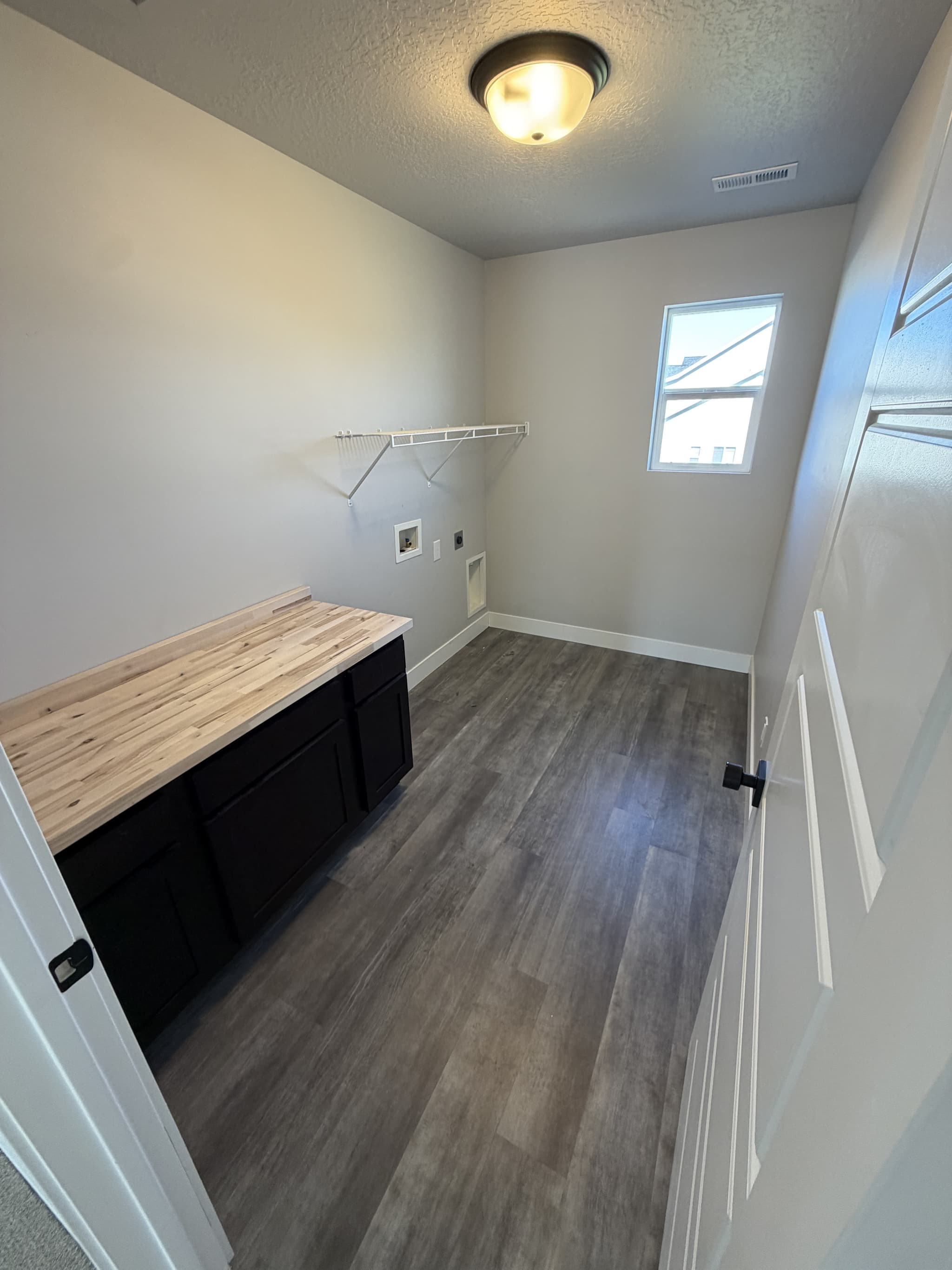 Eagle Mountain House: 4684 N Grandview Peak Dr