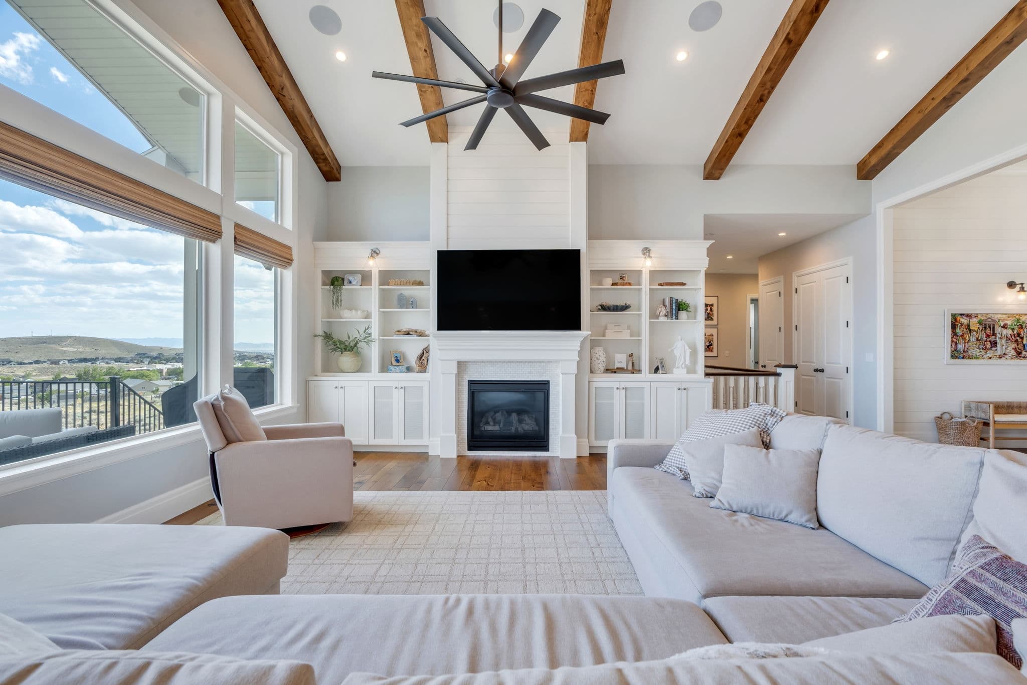 Eagle Mountain House: 2872 E Sorrel Dr