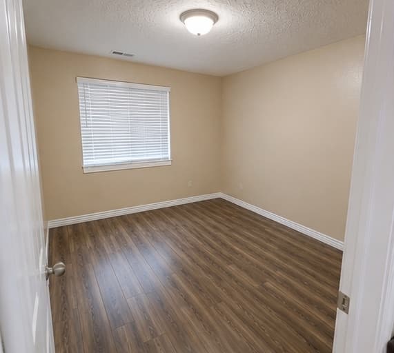 Springville House: 948 N 700 E