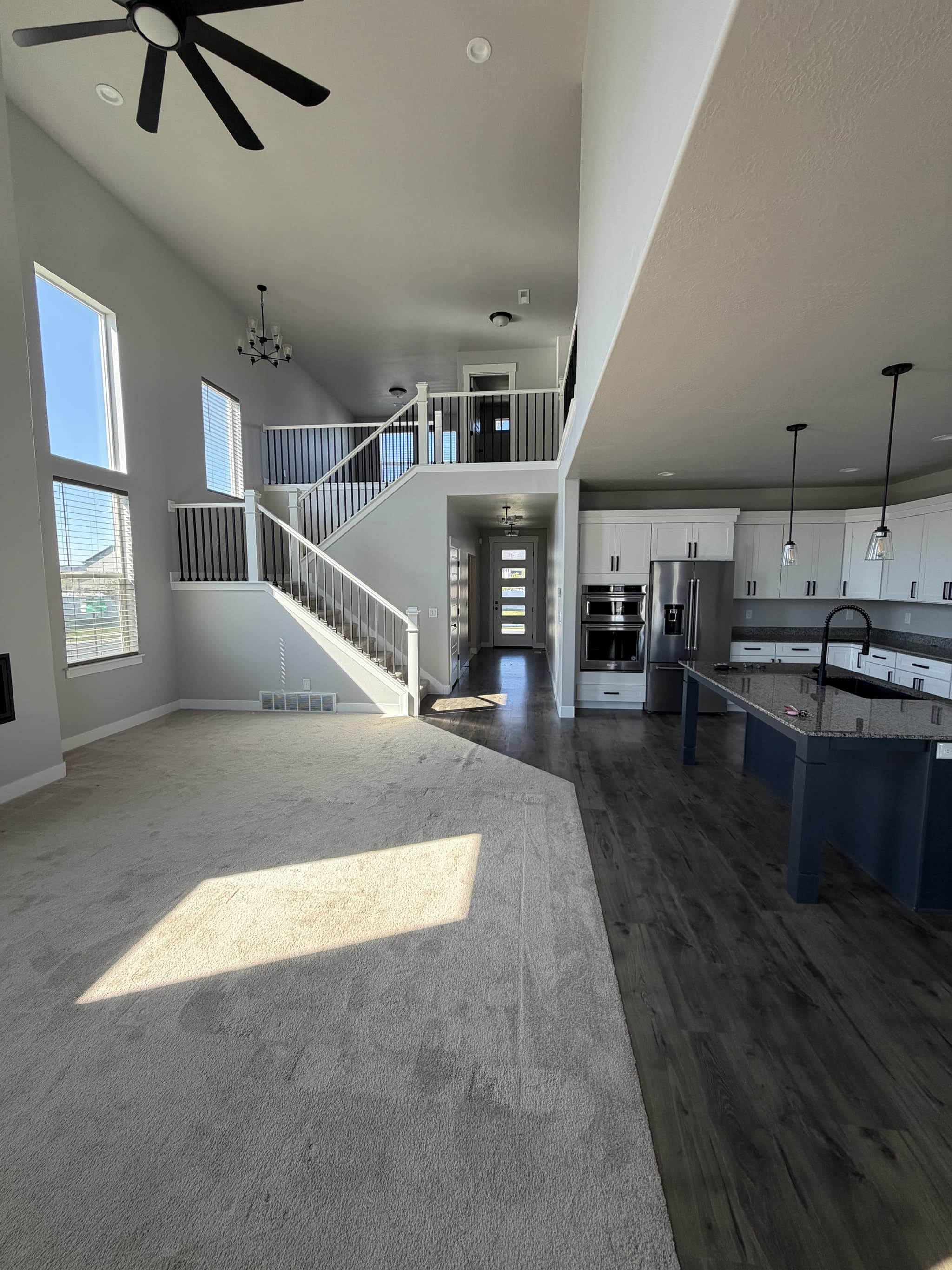 Eagle Mountain House: 4684 N Grandview Peak Dr