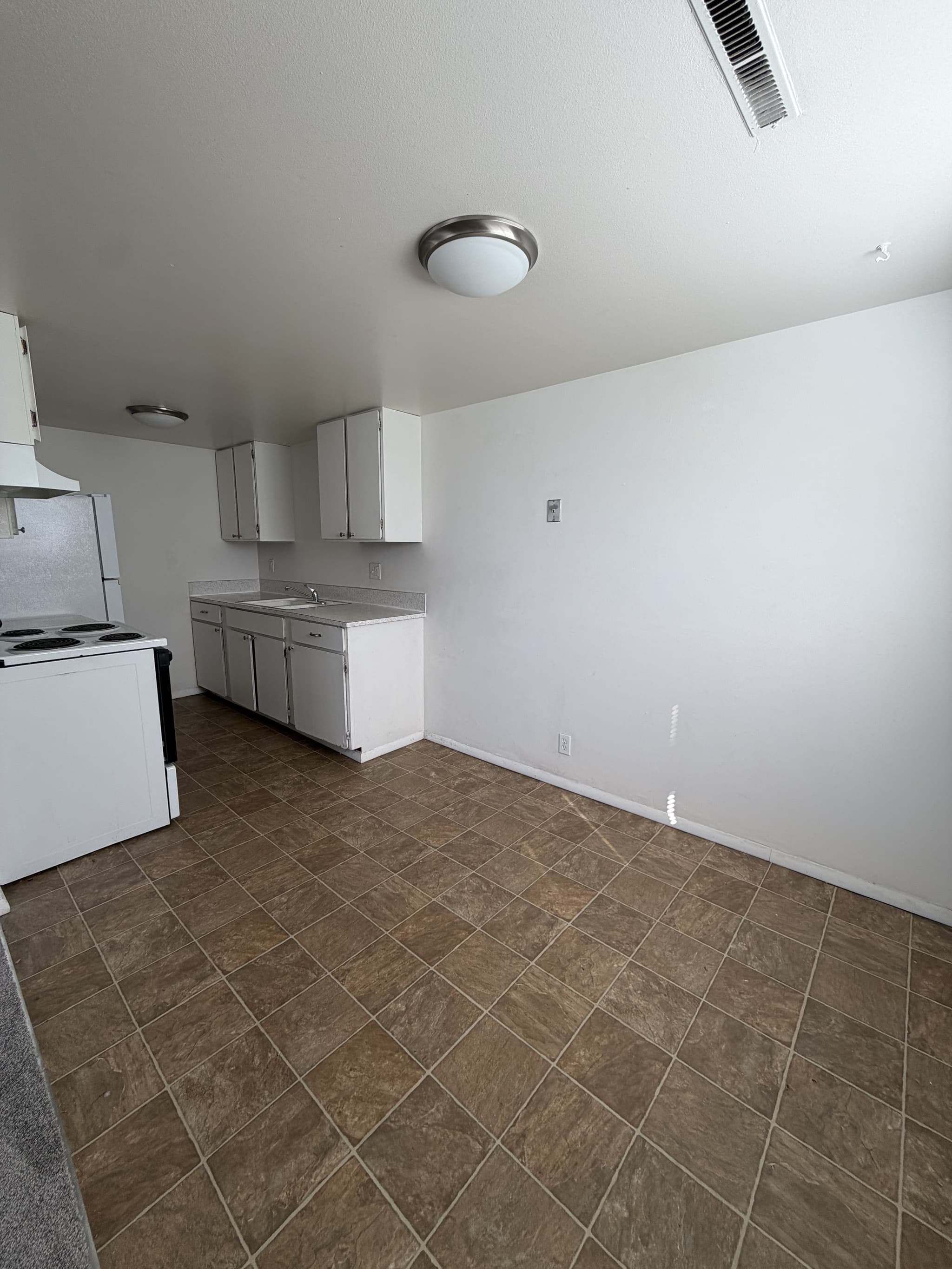 Orem Apartment: 265 E 200 N