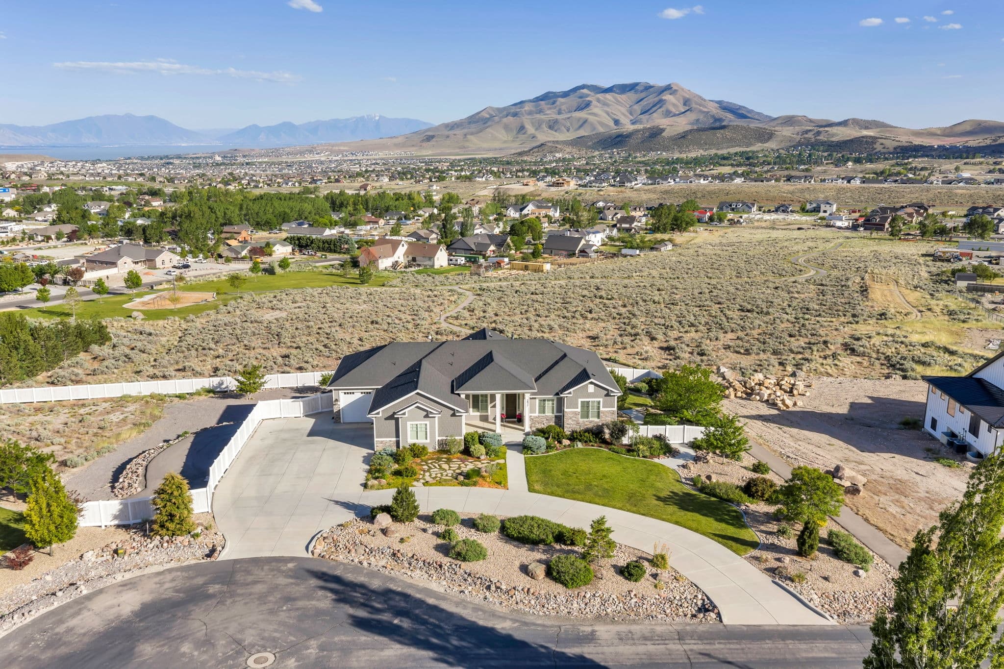 Eagle Mountain House: 2872 E Sorrel Dr