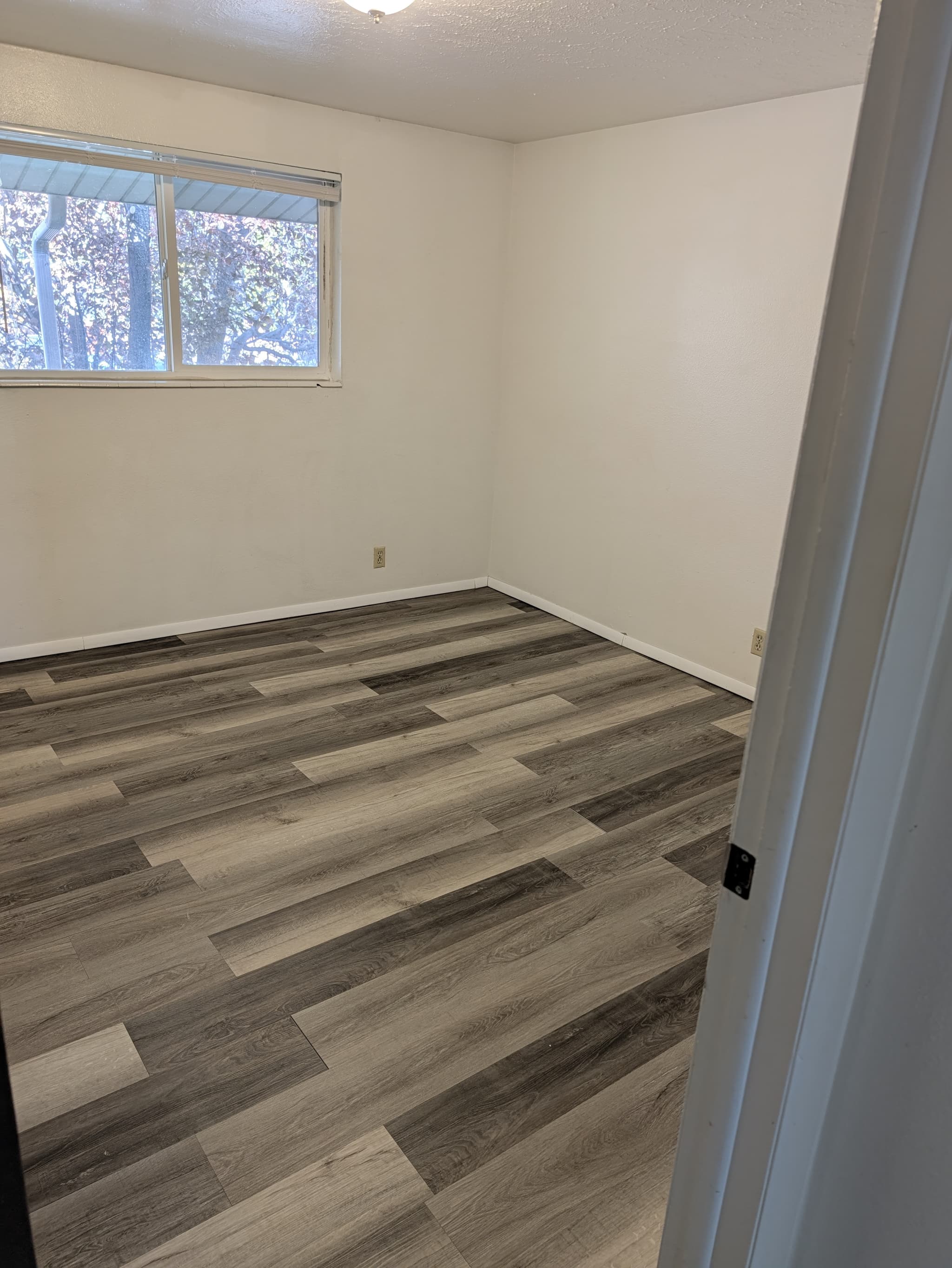Orem Apartment: 349 N Main St