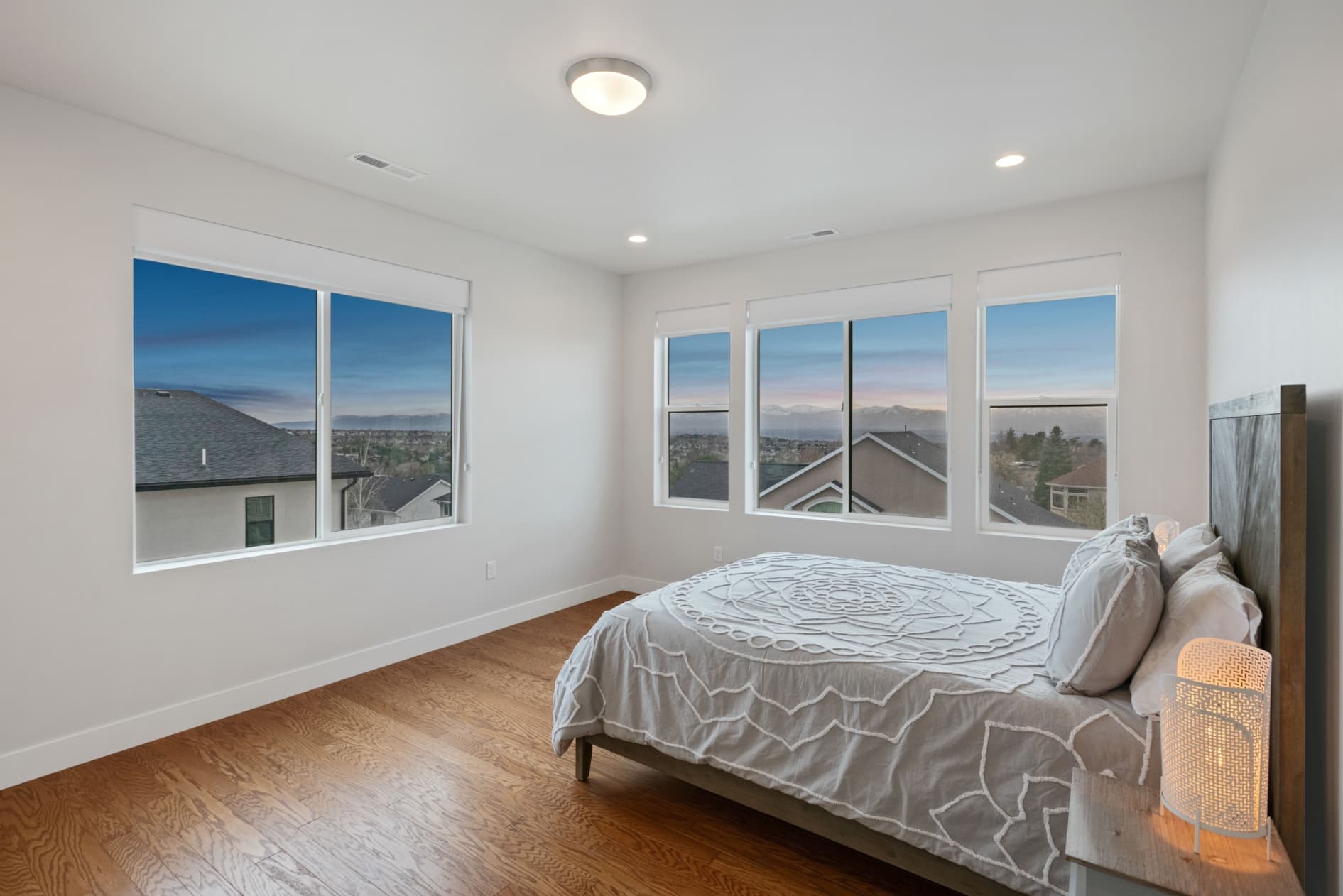 Salt Lake City House: 7862 S Danish Pine Ln