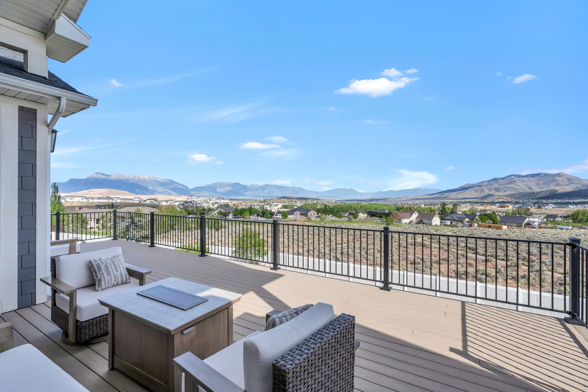 Eagle Mountain House: 2872 E Sorrel Dr
