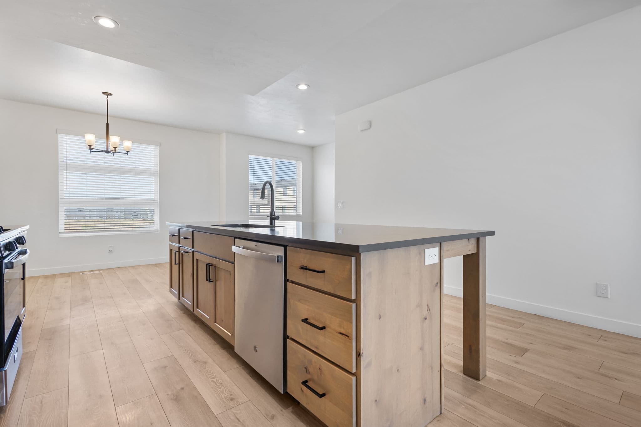 American Fork Single Room: 868 W 480 S