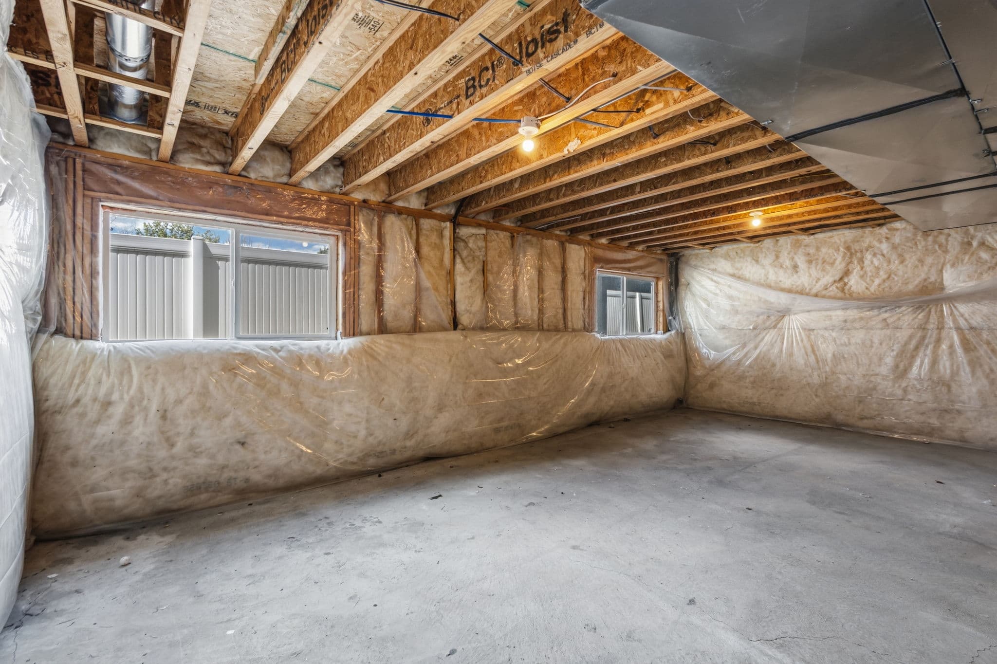 Vineyard Single Room: 704 S 1840 W