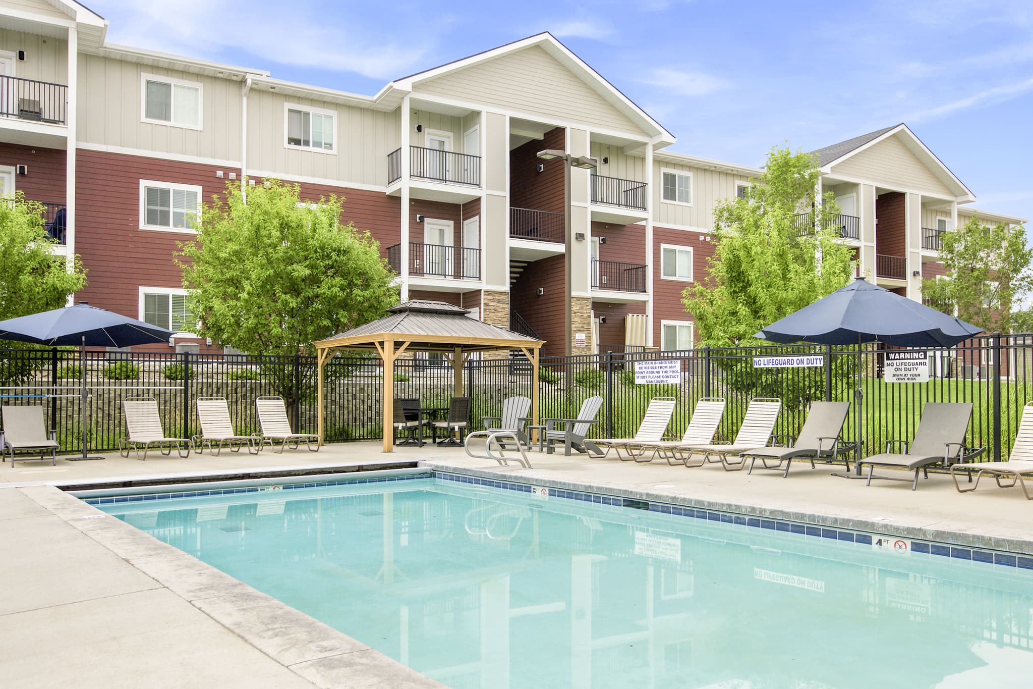 Helena Apartment: 695 Legend Loop