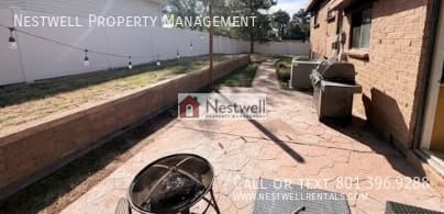 Salt Lake City House: 2200 E 7110 S
