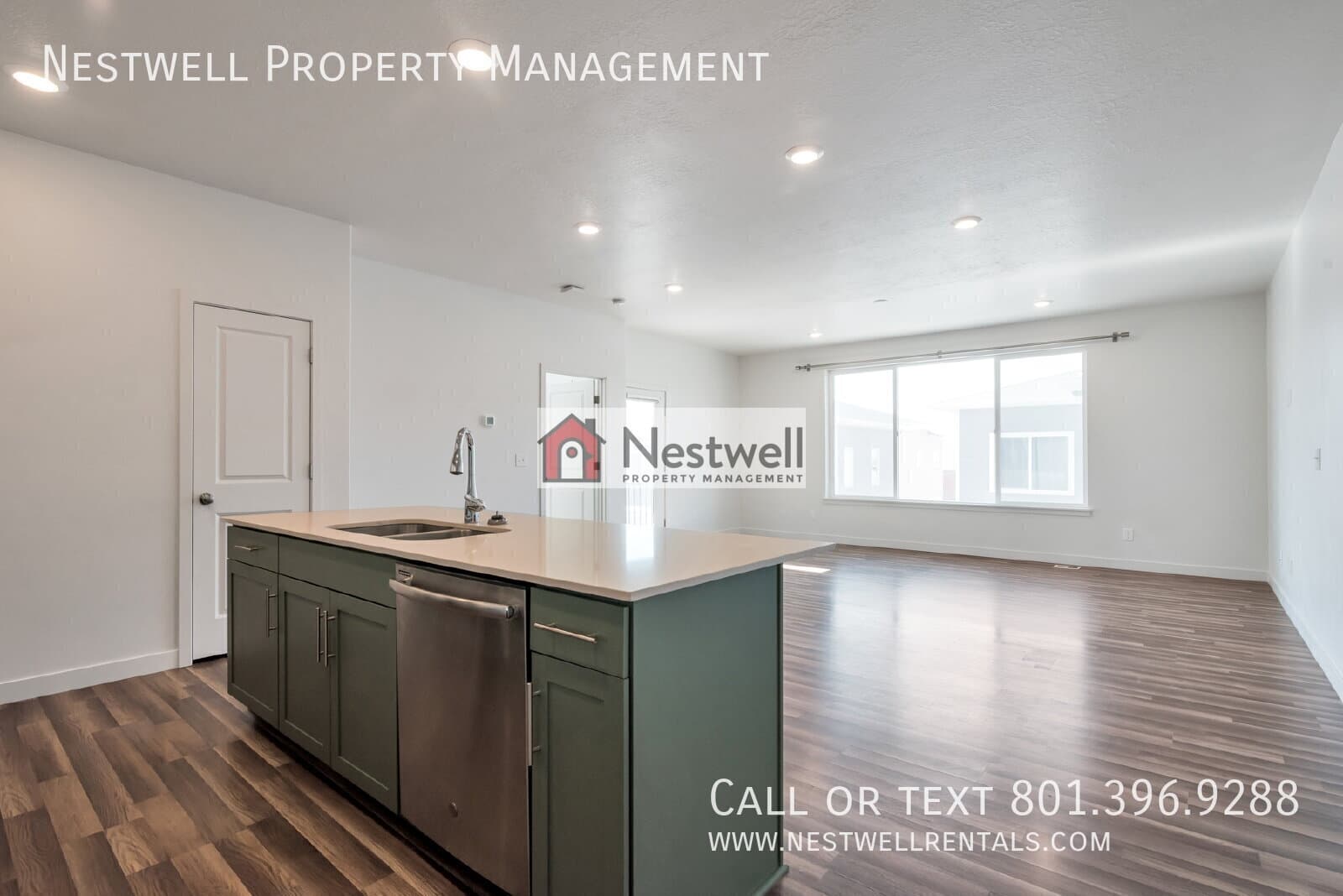 Riverton Townhome: 1015 W Sapphire Peak Dr