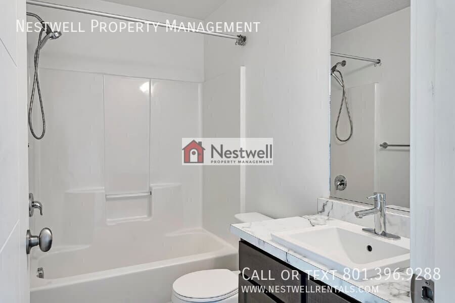 Vineyard House: 506 N 290 E
