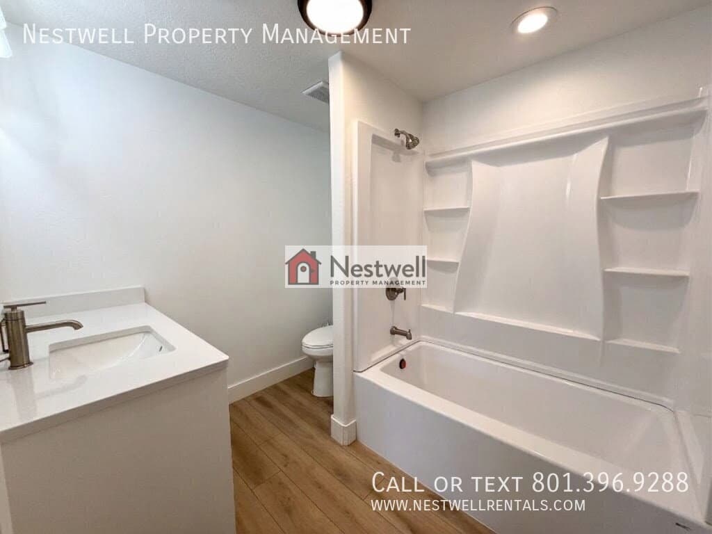Herriman Townhome: 4604 W Wilson Peak Ln