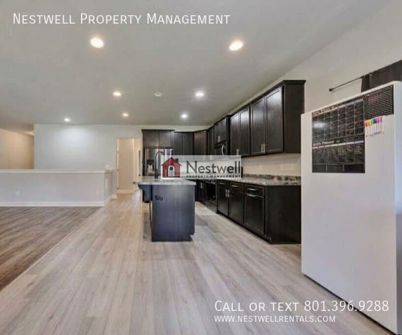 Herriman House: 4463 W Thorley Dr