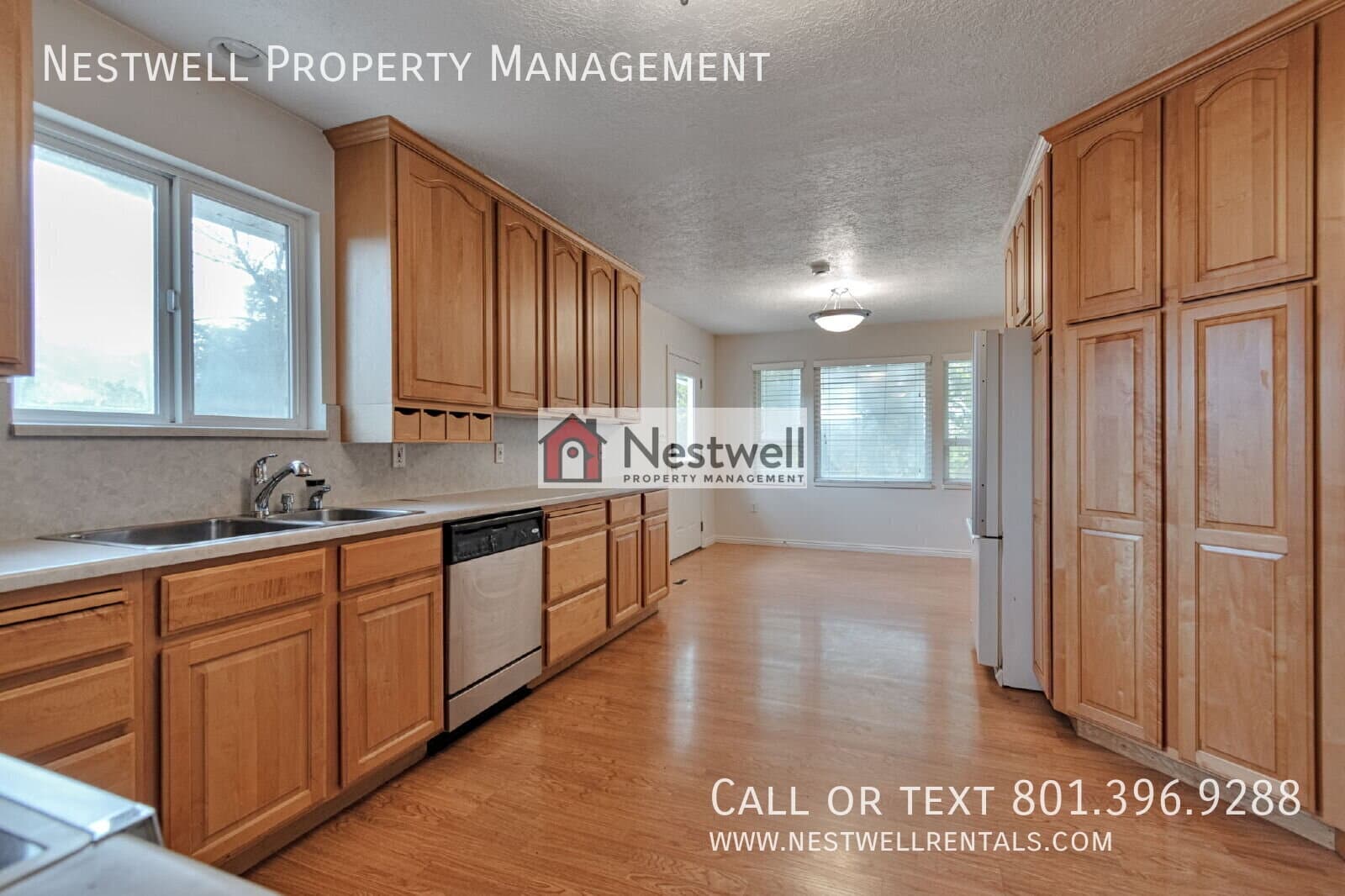 Sandy House: 660 E 9950 S